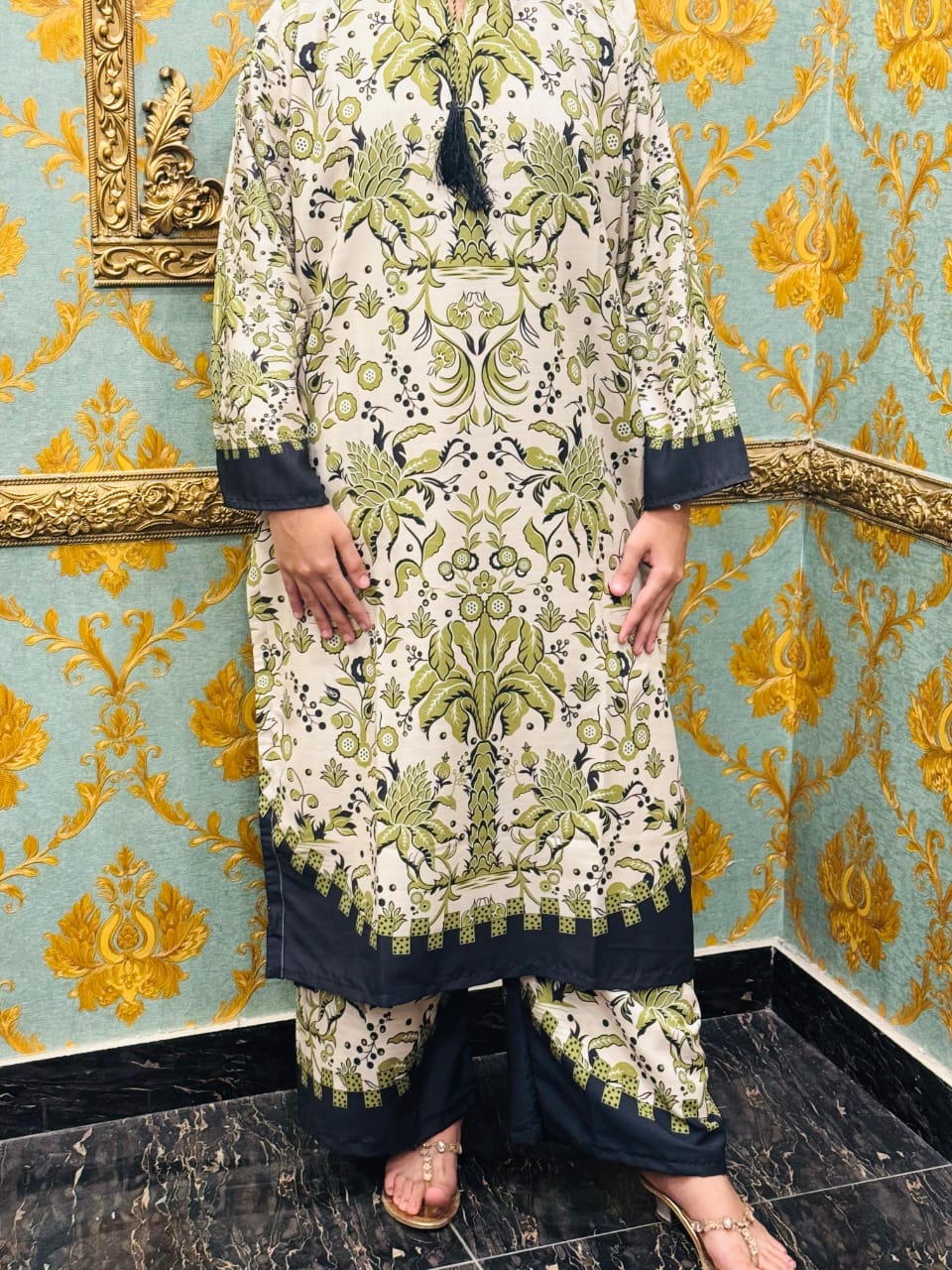 Winter fashion redefined: LiabsbyZawish stitched 2PC CO-ORD Premium Collection💯